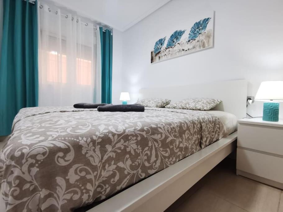 Apartamento Playa Cura Torrevieja Exterior foto